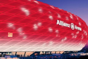 星空体育官网-德罗巴与C罗80分钟激战，爆冷悬念贯穿全场！